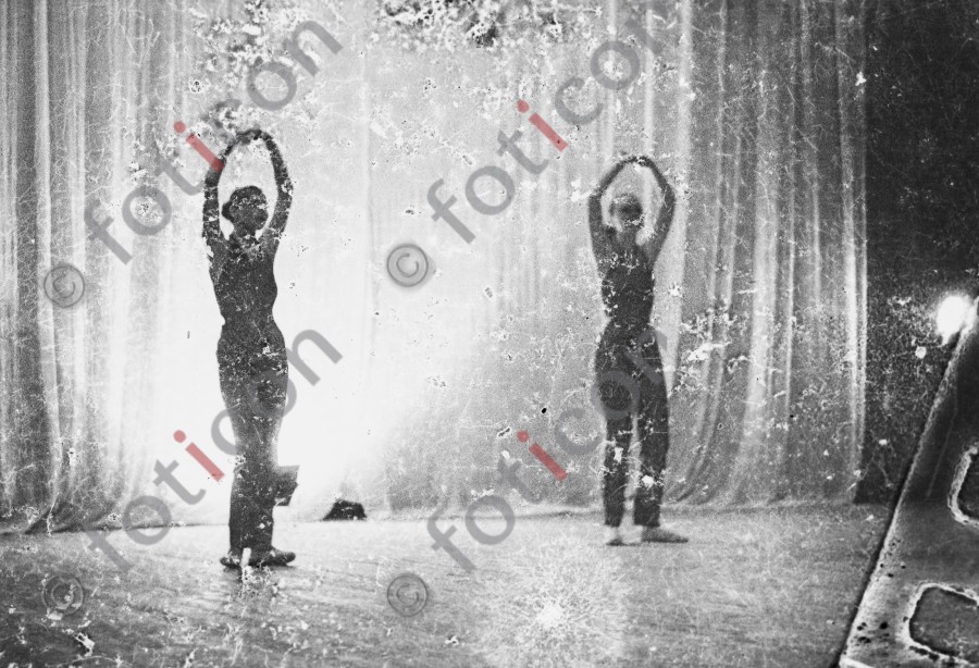 Moderner Tanz | Modern Dance - Foto Harder-005_0265Bild032.jpg | foticon.de - Bilddatenbank für Motive aus Geschichte und Kultur